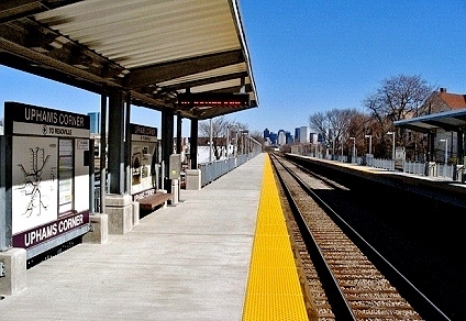 mbta-uphams-corner-outbound-platform-north